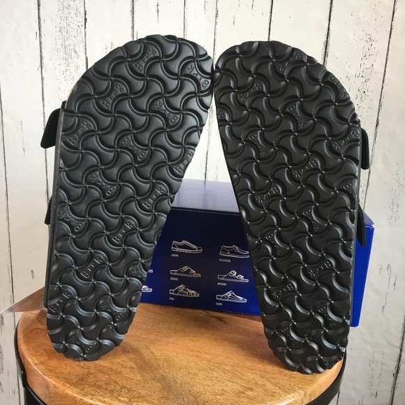 Birkenstock Arizona Black Leather Slides Sandals - Picture 7 of 7